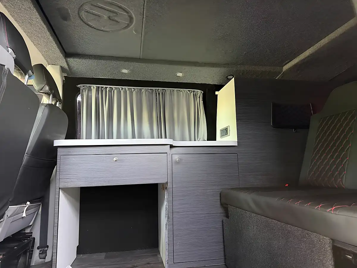 Used 2012 Volkswagen Transporter T28 L1 H1 4dr White - Interior and Exterior details 19