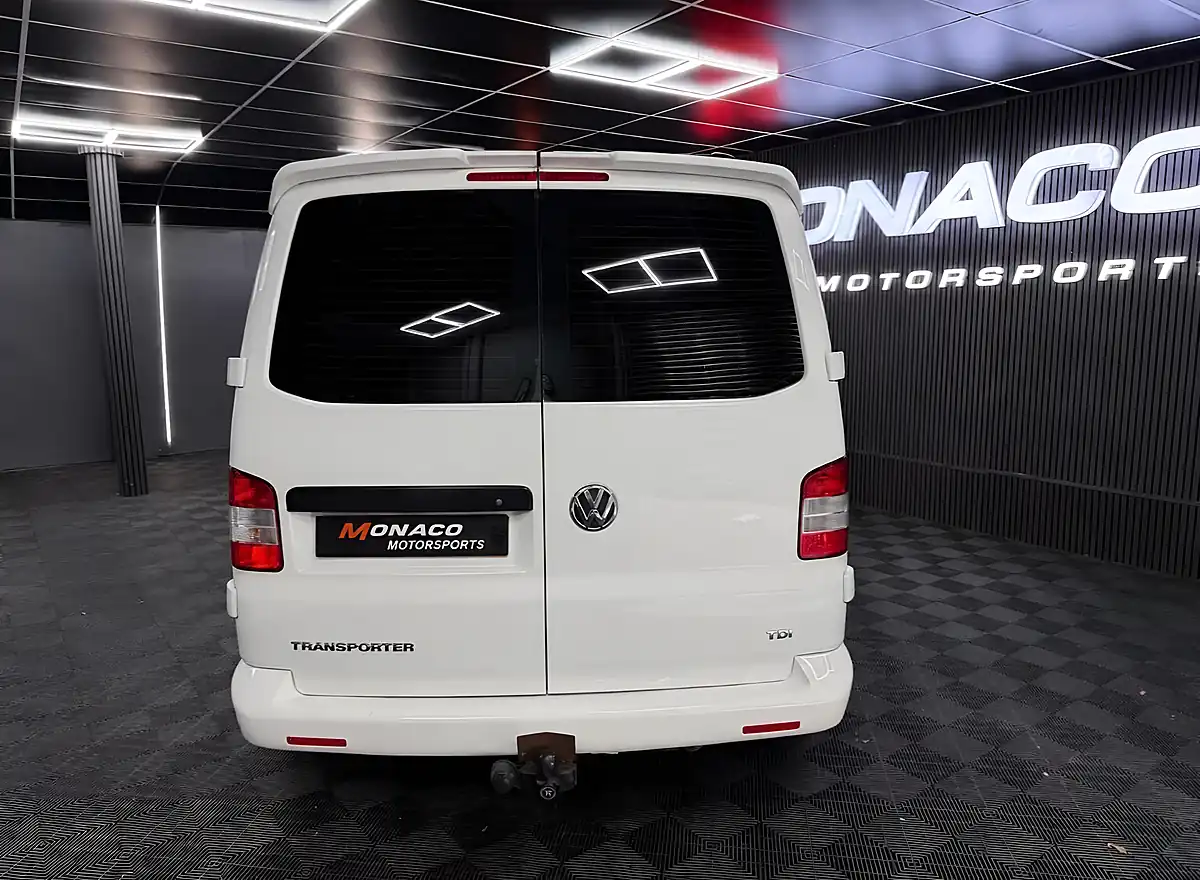Used 2012 Volkswagen Transporter T28 L1 H1 4dr White - Interior and Exterior details 9