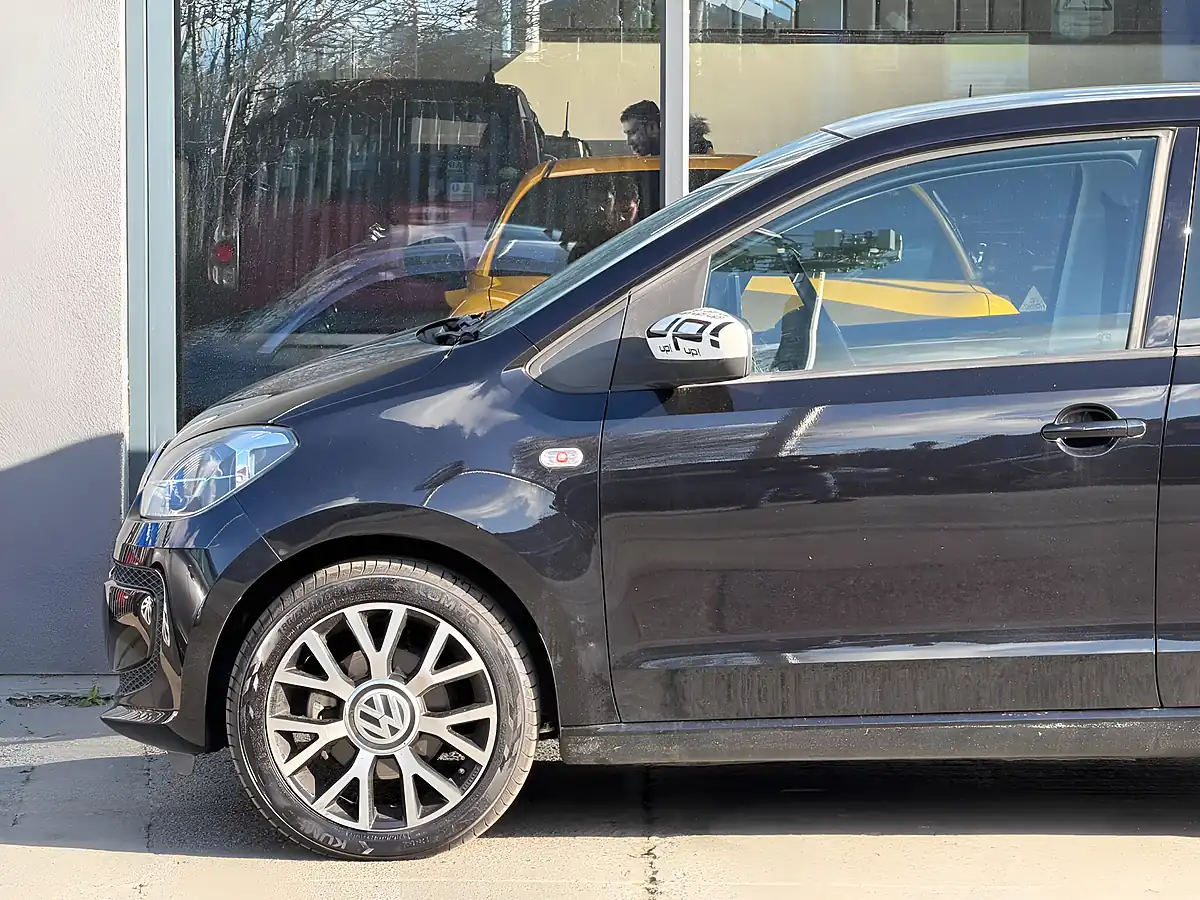Used 2012 Volkswagen Up! High Up! Black - Interior and Exterior details 8