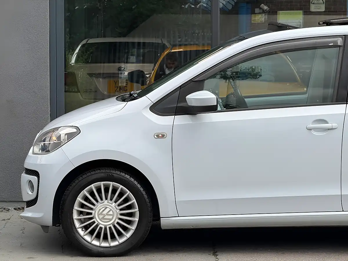 Used 2012 Volkswagen Up! High Up! White - Interior and Exterior details 13