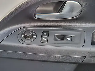 Used 2012 Volkswagen Up! Up! White - Interior and Exterior details 17