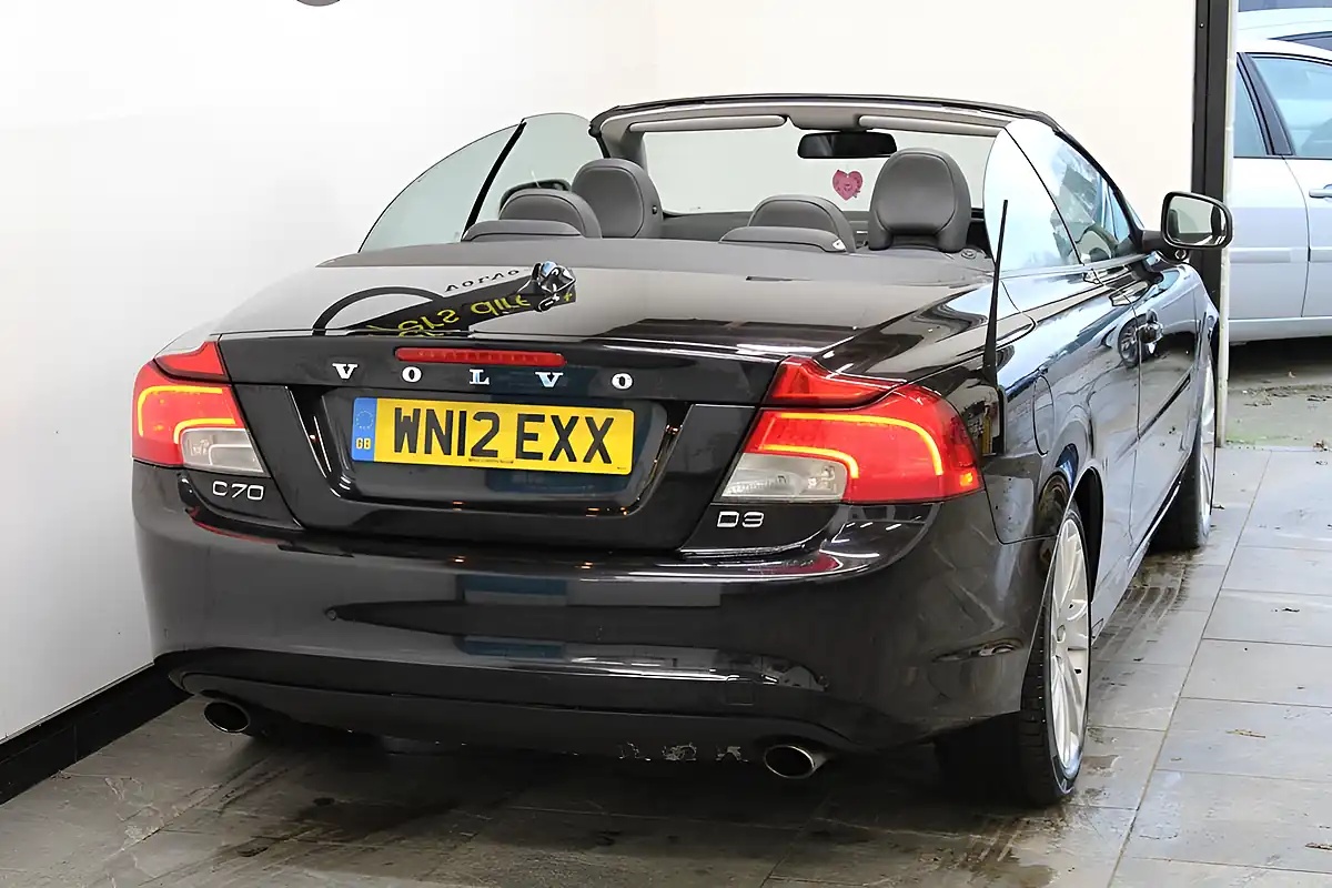Used 2012 Volvo C70 Se Lux Black - Interior and Exterior details 10