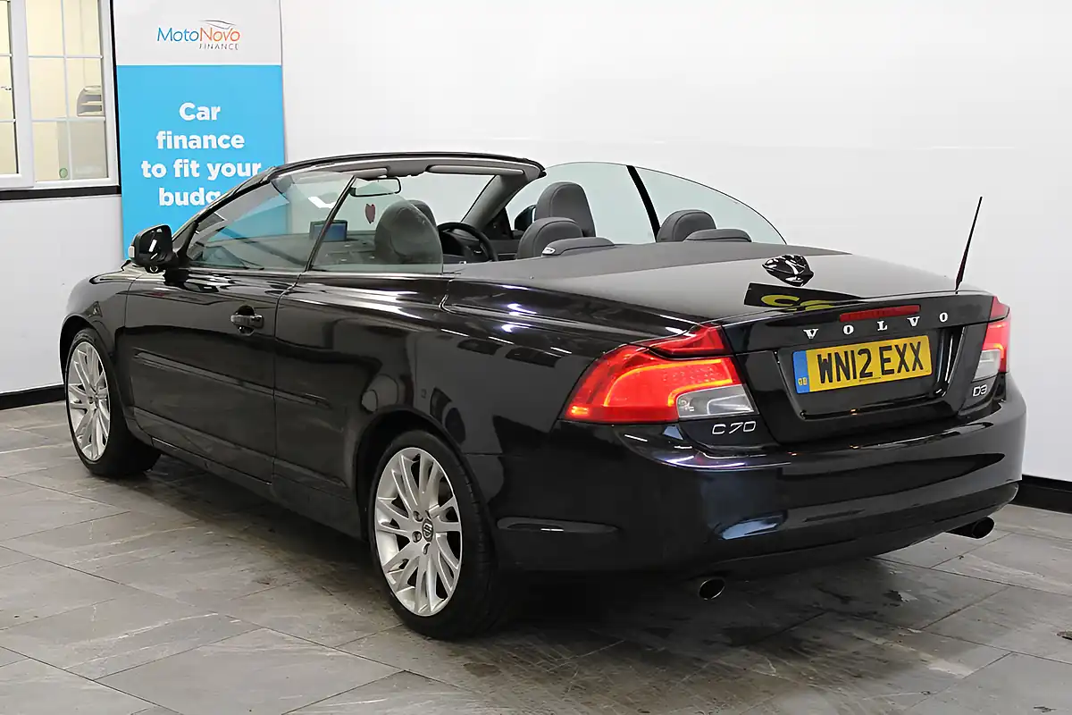 Used 2012 Volvo C70 Se Lux Black - Interior and Exterior details 11