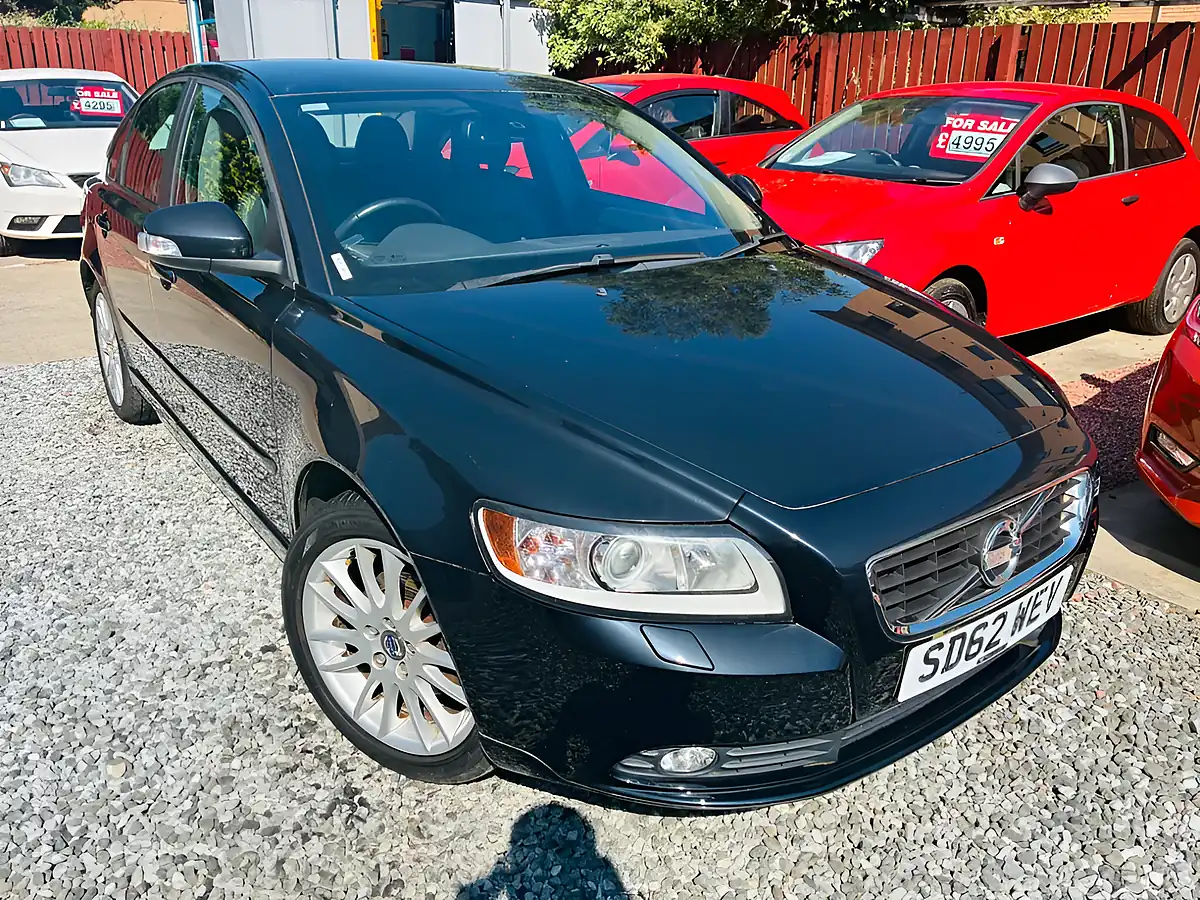 Used 2012 Volvo S40 Se Lux Edition Black - Interior and Exterior details 7