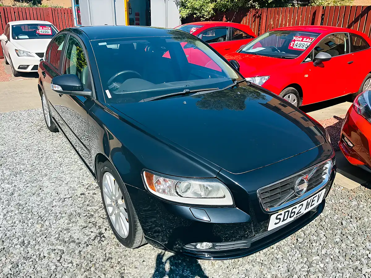 Used 2012 Volvo S40 Se Lux Edition Black - Interior and Exterior details 9