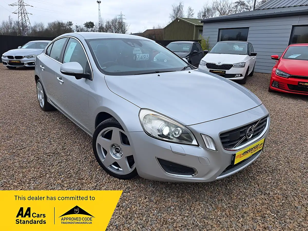 Used 2012 Volvo S60 Se Lux Silver - Front View