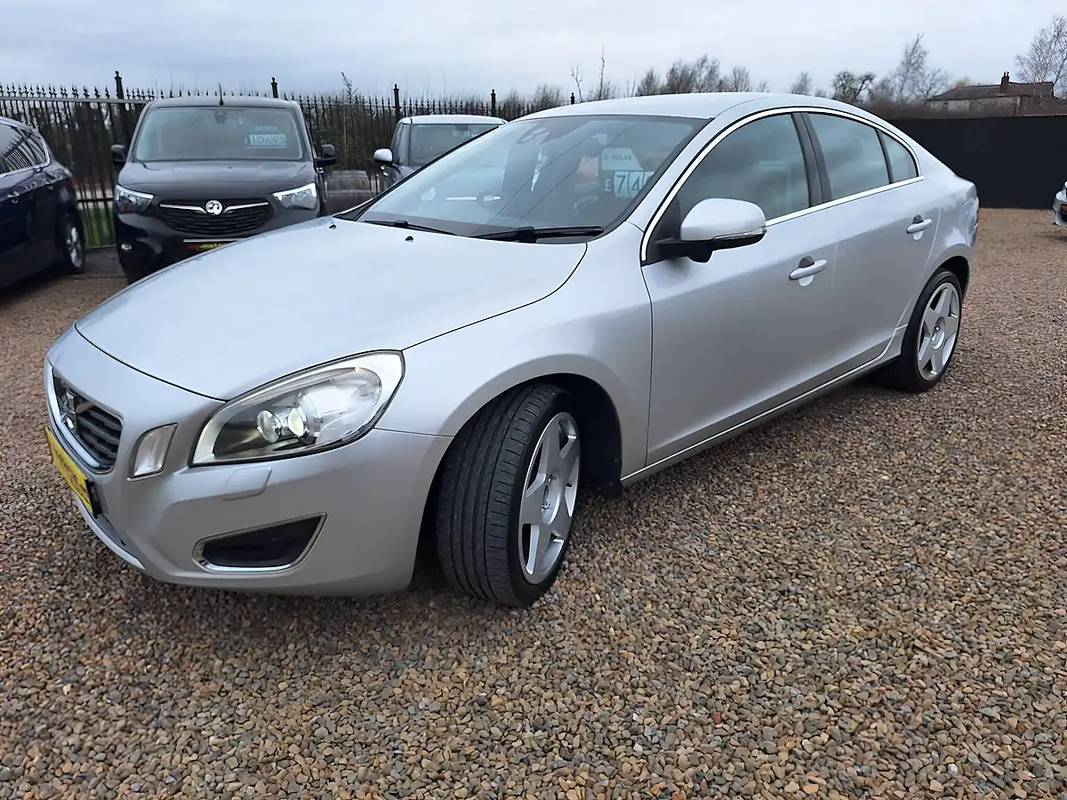Used 2012 Volvo S60 Se Lux Silver - Interior and Exterior details 6
