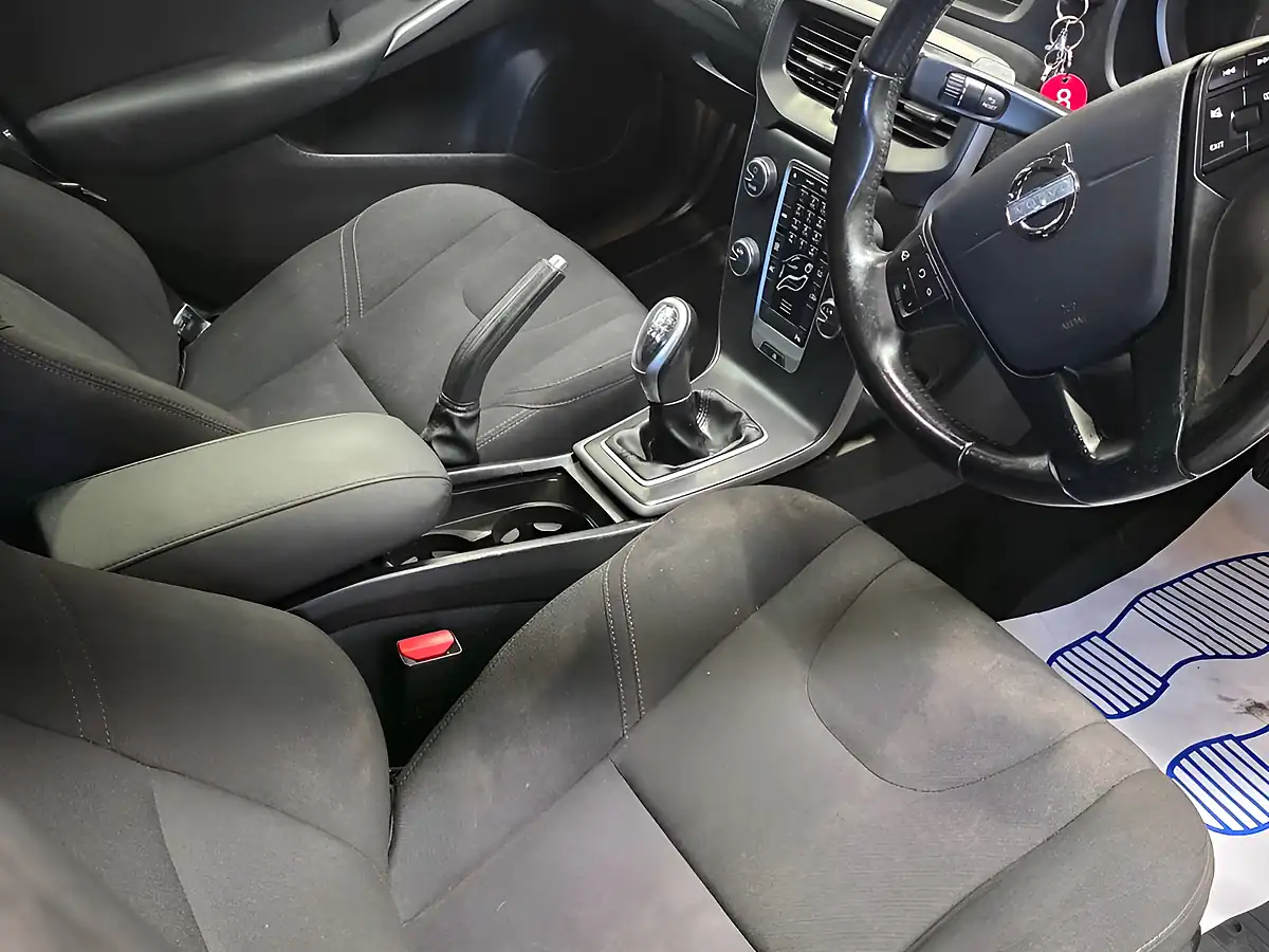 Used 2012 Volvo V40 Es Black - Interior and Exterior details 10