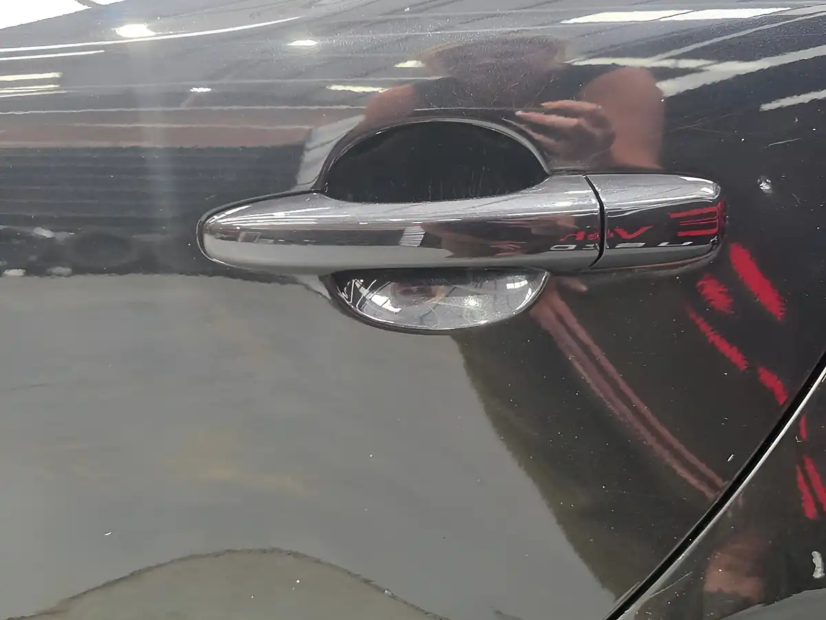 Used 2012 Volvo V40 Es Black - Interior and Exterior details 15