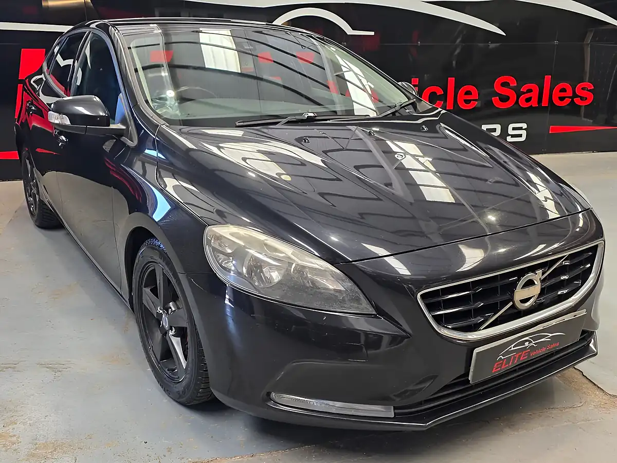 Used 2012 Volvo V40 Es Black - Interior and Exterior details 4