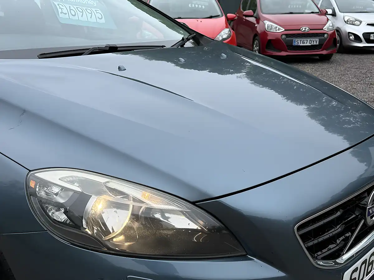Used 2012 Volvo V40 Se Blue - Interior and Exterior details 12