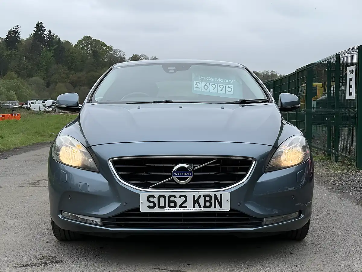 Used 2012 Volvo V40 Se Blue - Interior and Exterior details 2