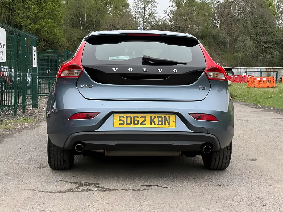 Used 2012 Volvo V40 Se Blue - Interior and Exterior details 7