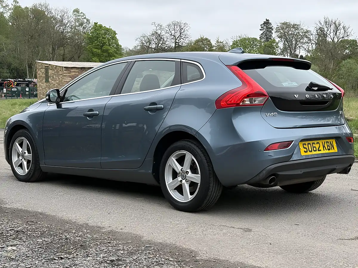Used 2012 Volvo V40 Se Blue - Interior and Exterior details 8