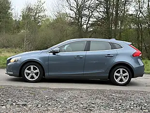 Used 2012 Volvo V40 Se Blue - Interior and Exterior details 9