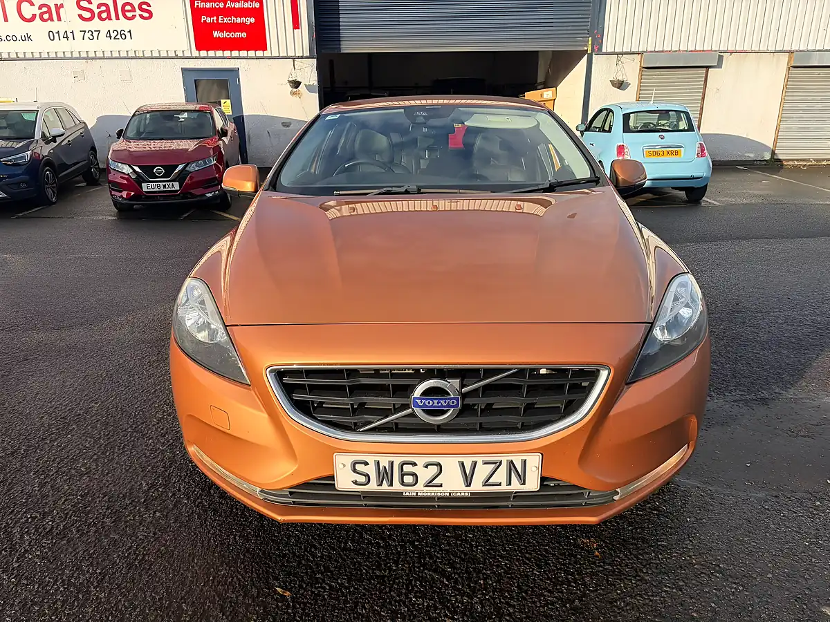 Used 2012 Volvo V40 Se Bronze - Interior and Exterior details 3