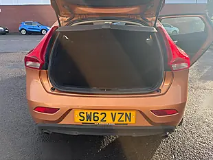 Used 2012 Volvo V40 Se Bronze - Interior and Exterior details 5