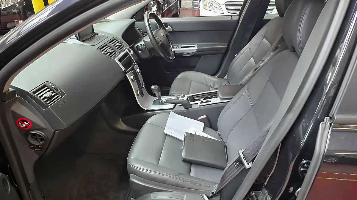 Used 2012 Volvo V50 Sunroof Black - Interior and Exterior details 11