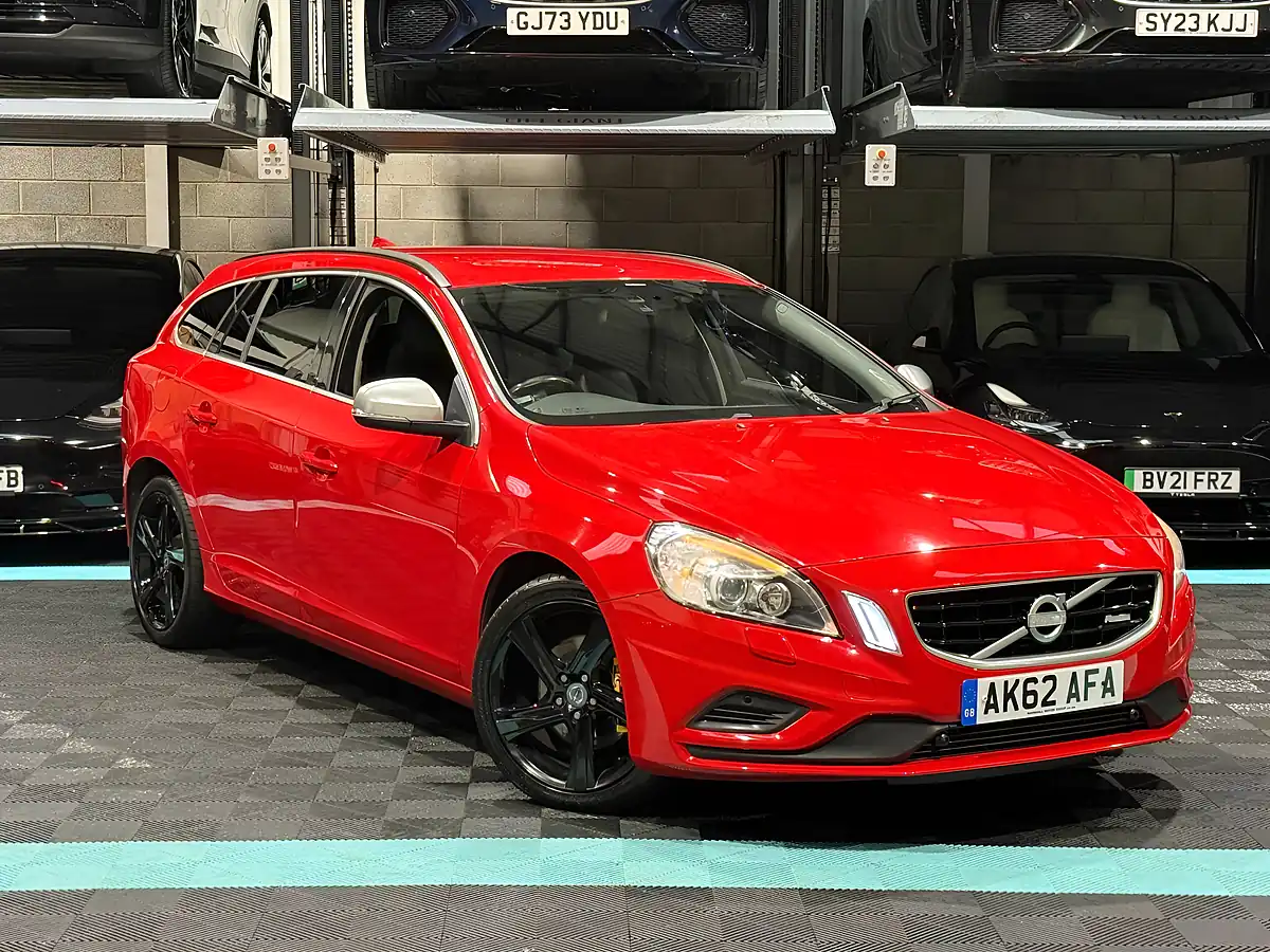 Used 2012 Volvo V60 R-Design Lux Nav Red - Front View