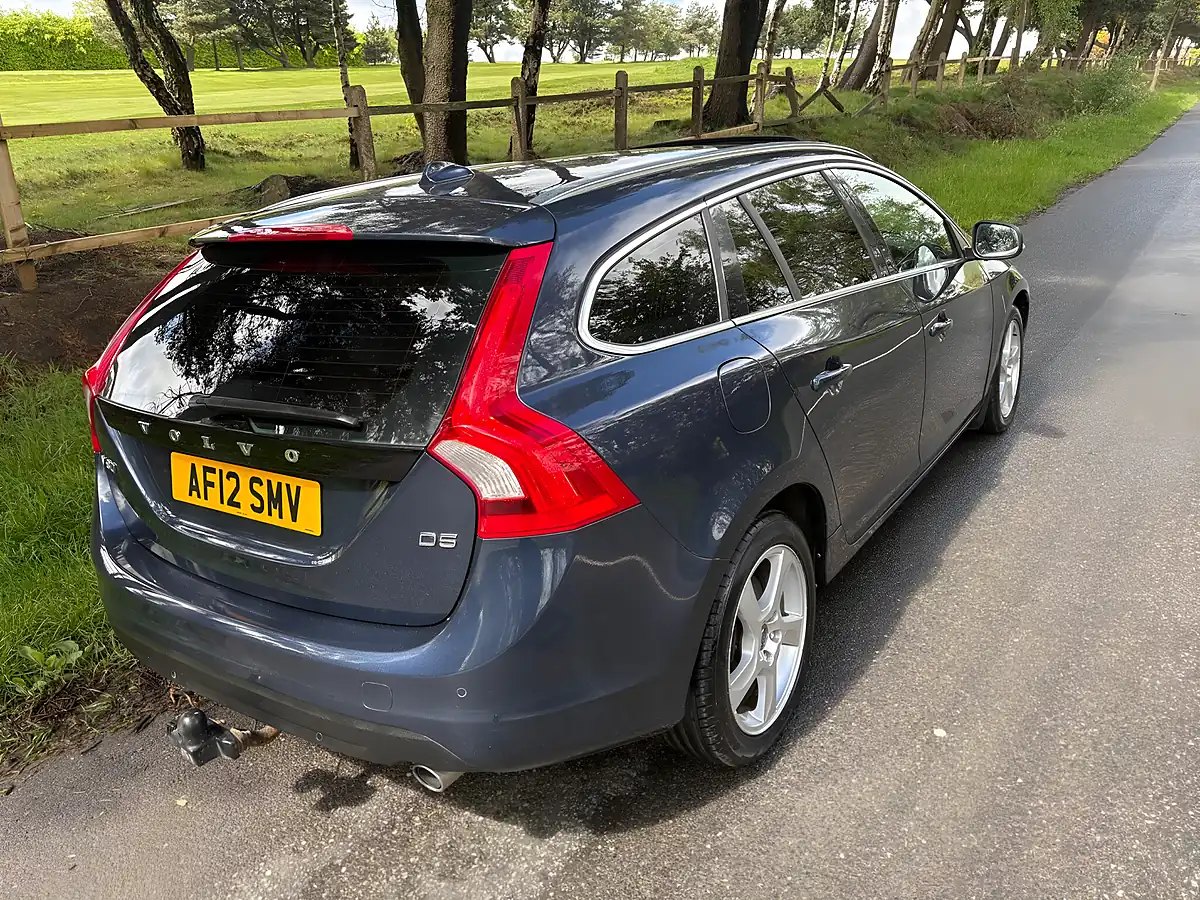 Used 2012 Volvo V60 Se Lux Blue - Interior and Exterior details 10