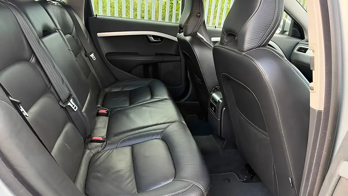 Used 2012 Volvo V70 R-Design Silver - Interior and Exterior details 14