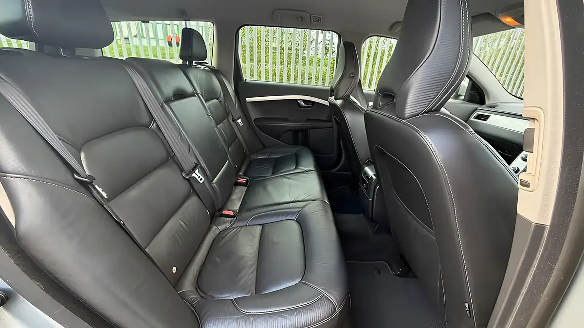 Used 2012 Volvo V70 R-Design Silver - Interior and Exterior details 16