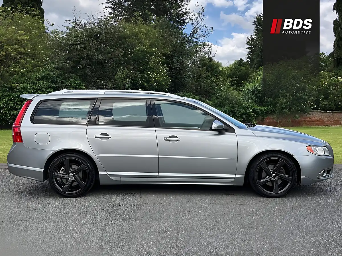 Used 2012 Volvo V70 R-Design Silver - Interior and Exterior details 2