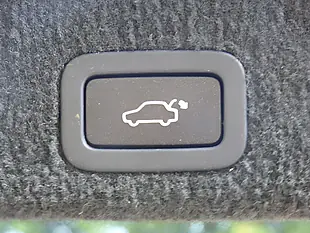 Used 2012 Volvo XC60 R-Design Silver - Interior and Exterior details 8