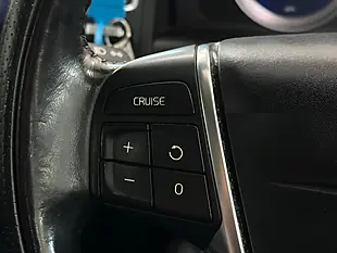 Used 2012 Volvo XC60 R-Design White - Interior and Exterior details 13