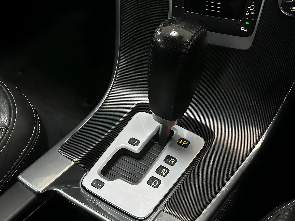 Used 2012 Volvo XC60 R-Design White - Interior and Exterior details 14