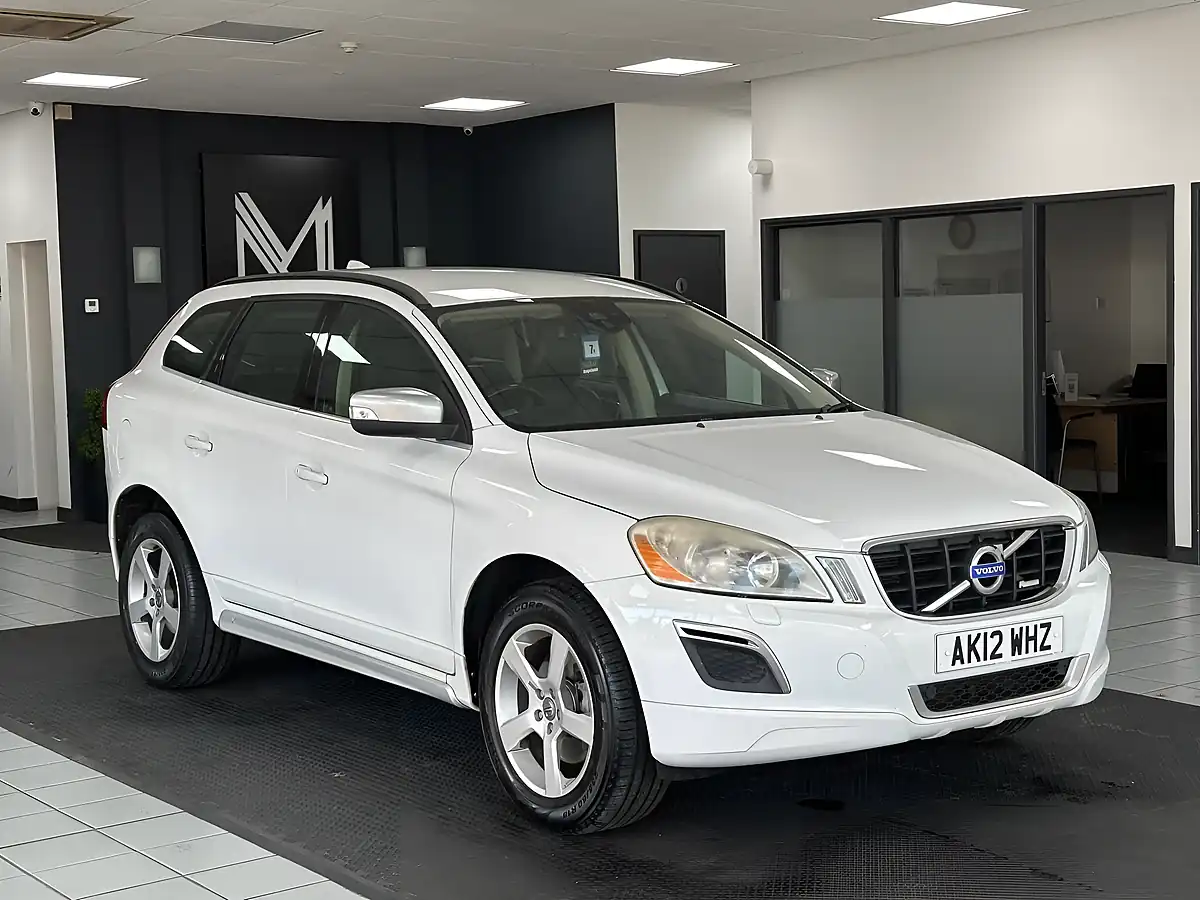 Used 2012 Volvo XC60 R-Design White - Interior and Exterior details 3