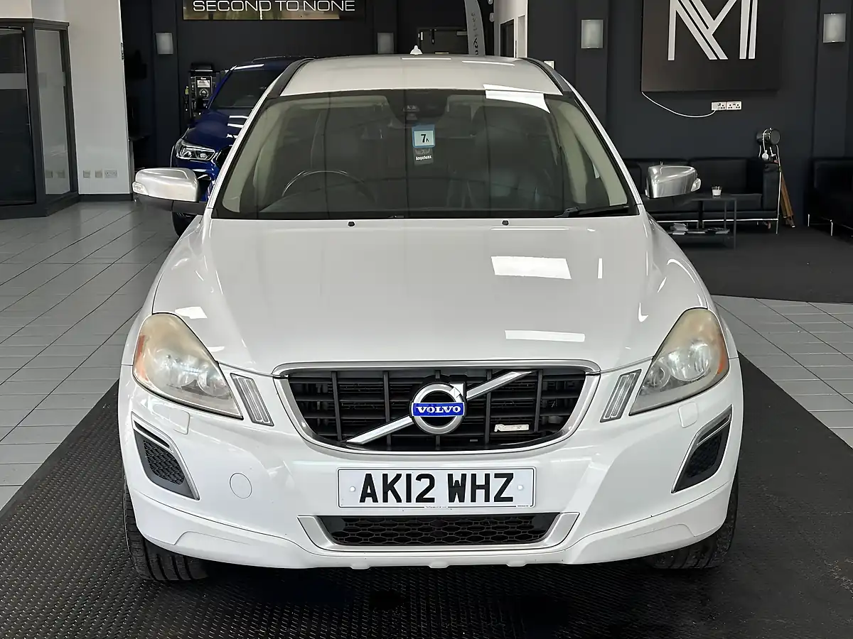 Used 2012 Volvo XC60 R-Design White - Interior and Exterior details 4