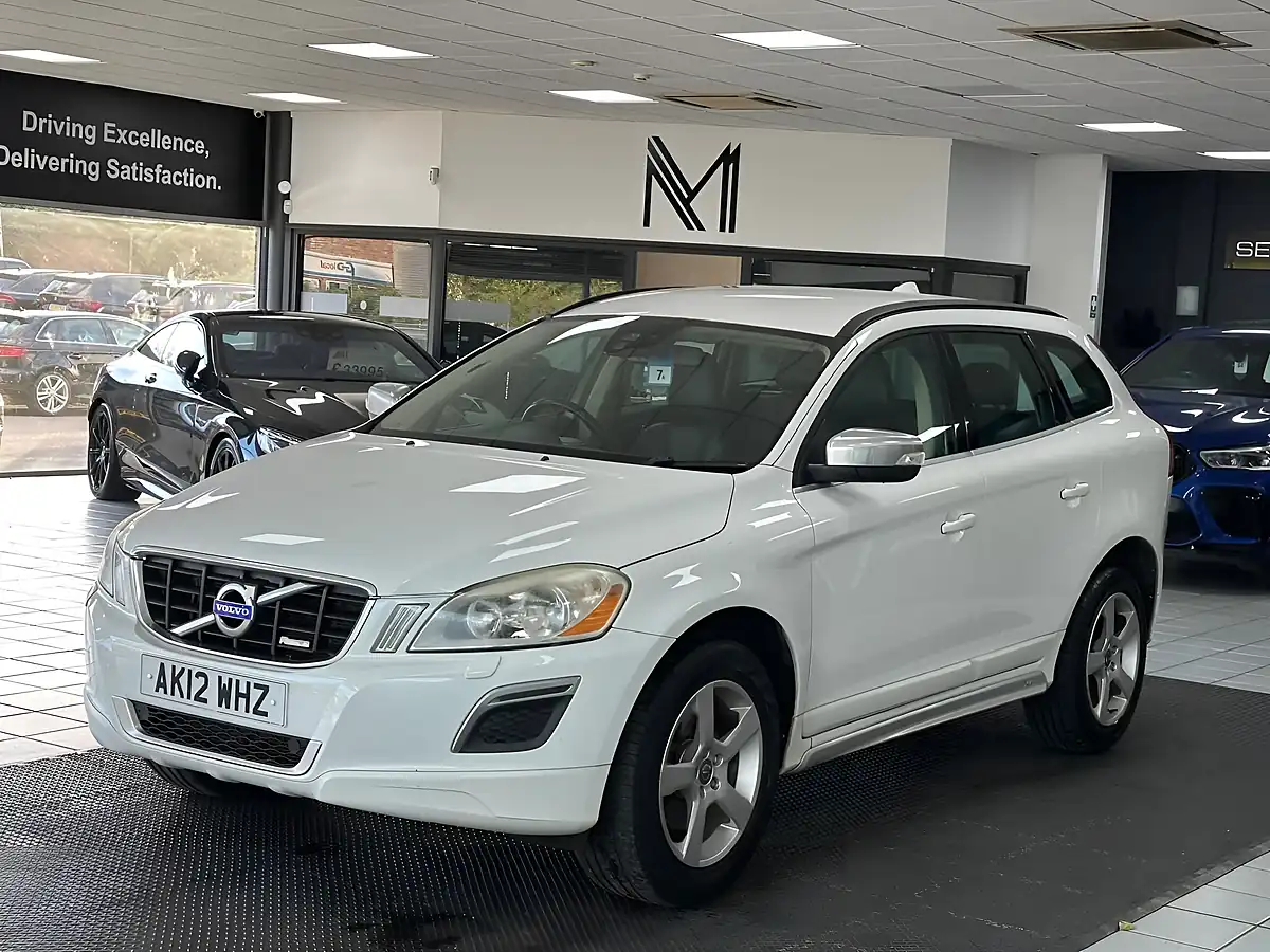 Used 2012 Volvo XC60 R-Design White - Interior and Exterior details 6
