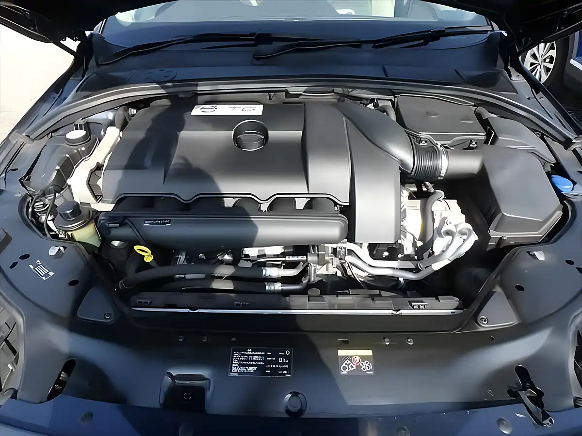 Used 2012 Volvo XC70 Se Lux Blue - Interior and Exterior details 3