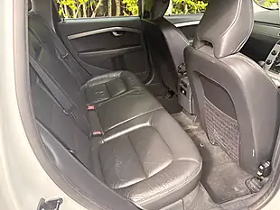 Used 2012 Volvo XC70 Se White - Interior and Exterior details 15