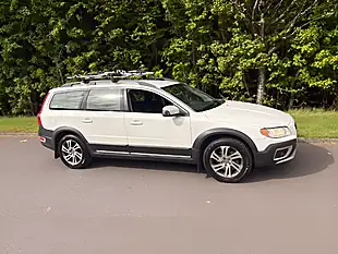 Used 2012 Volvo XC70 Se White - Interior and Exterior details 6