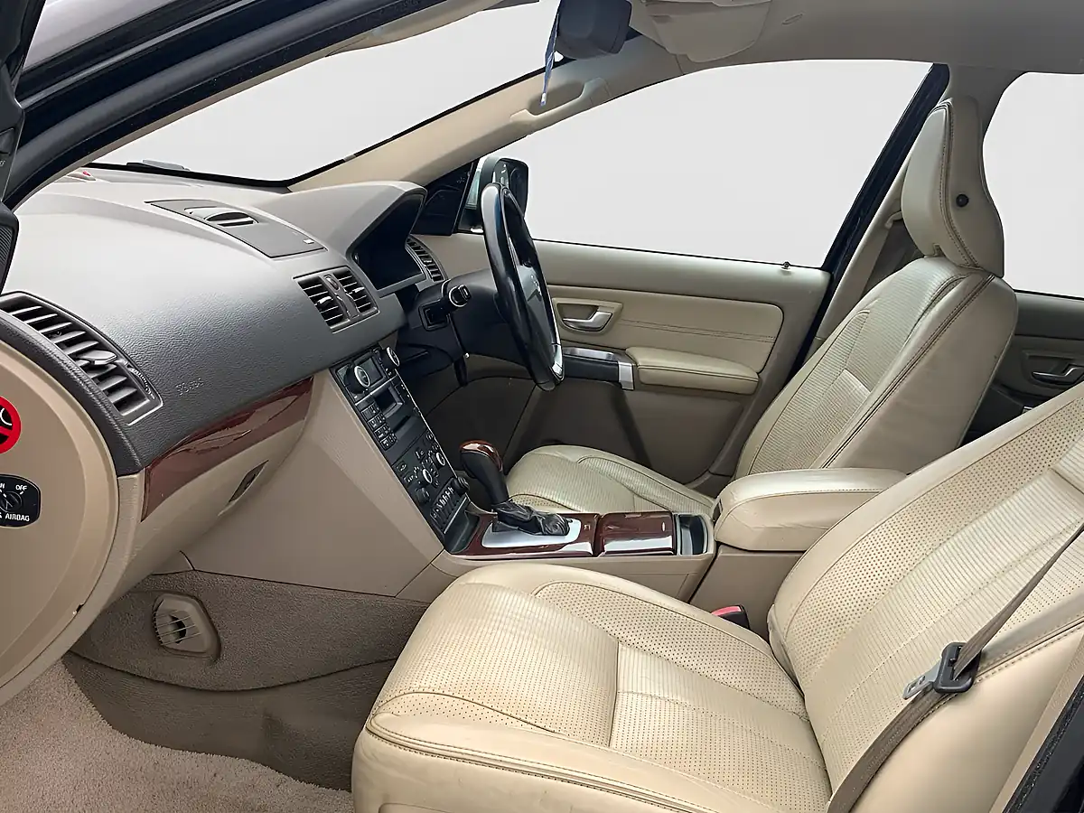 Used 2012 Volvo XC90 Executive Black - Interior and Exterior details 12