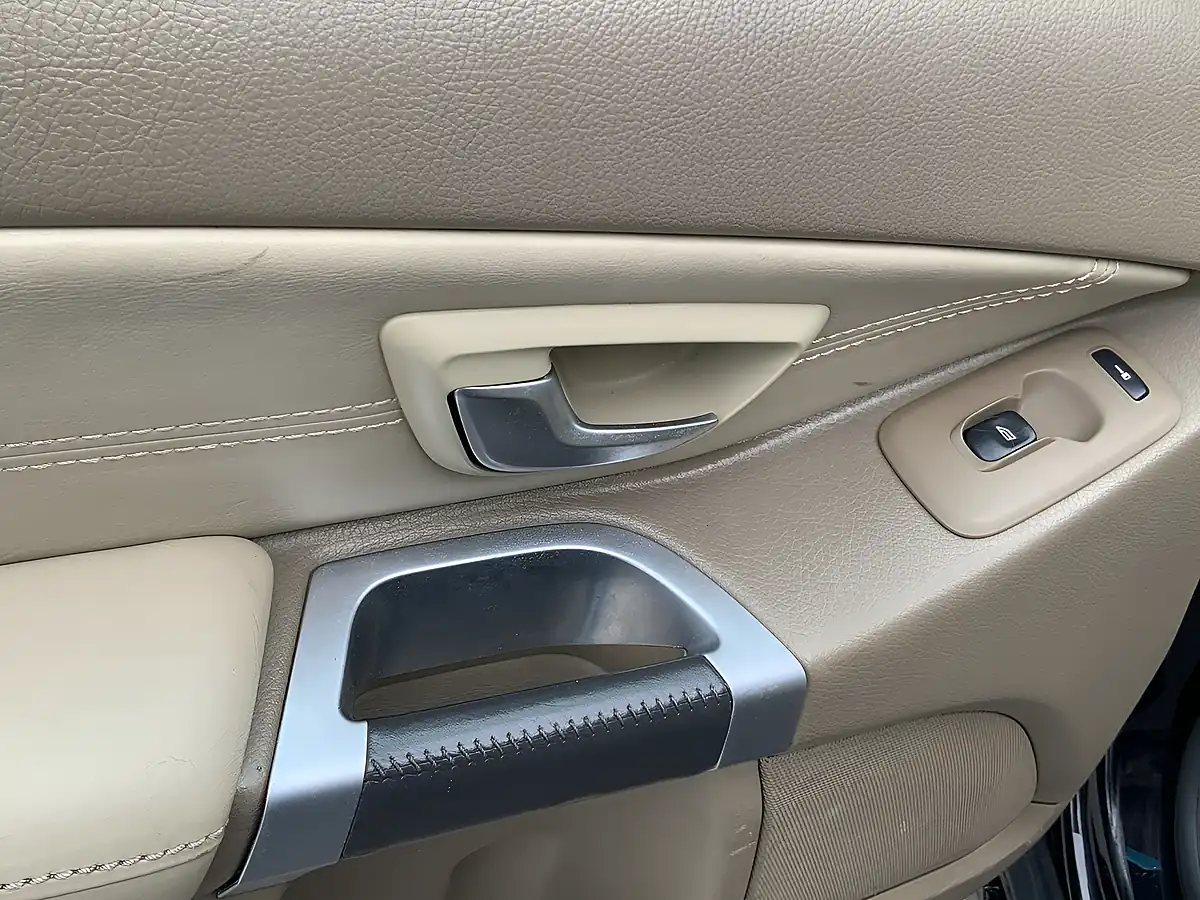 Used 2012 Volvo XC90 Executive Black - Interior and Exterior details 13