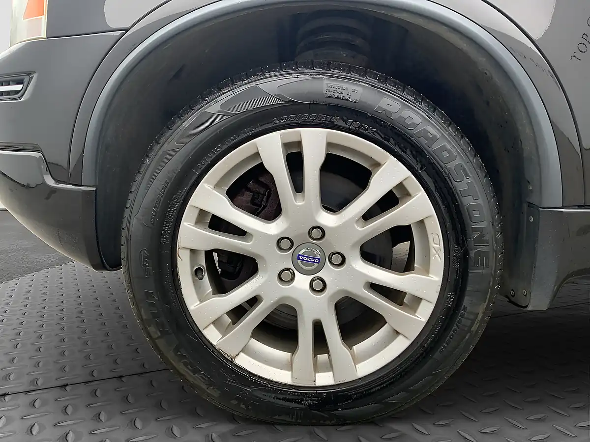 Used 2012 Volvo XC90 Executive Black - Interior and Exterior details 19