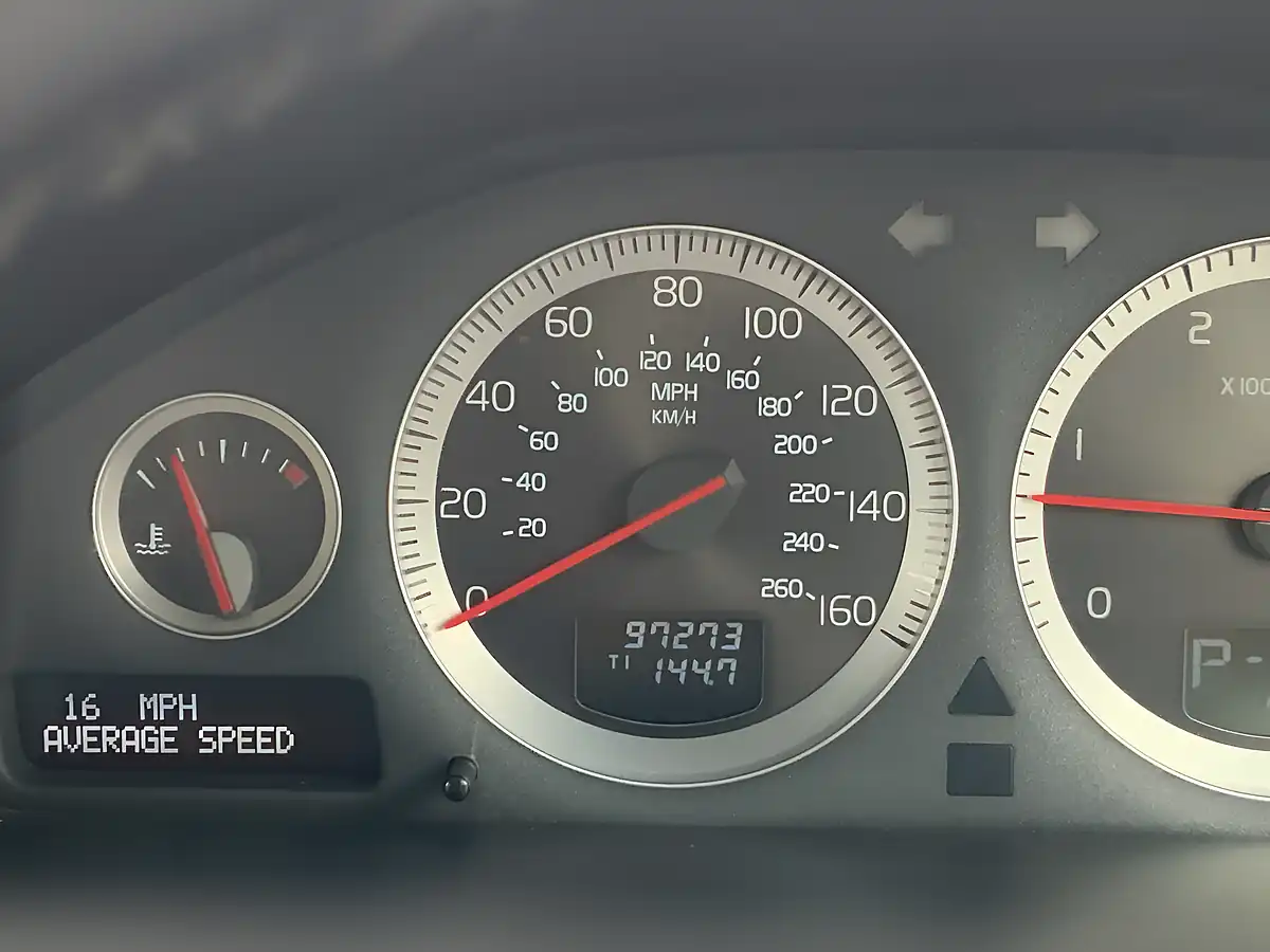 Used 2012 Volvo XC90 Executive Black - Interior and Exterior details 20