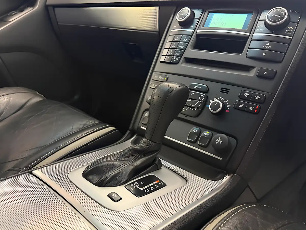 Used 2012 Volvo XC90 R-Design Silver - Interior and Exterior details 11