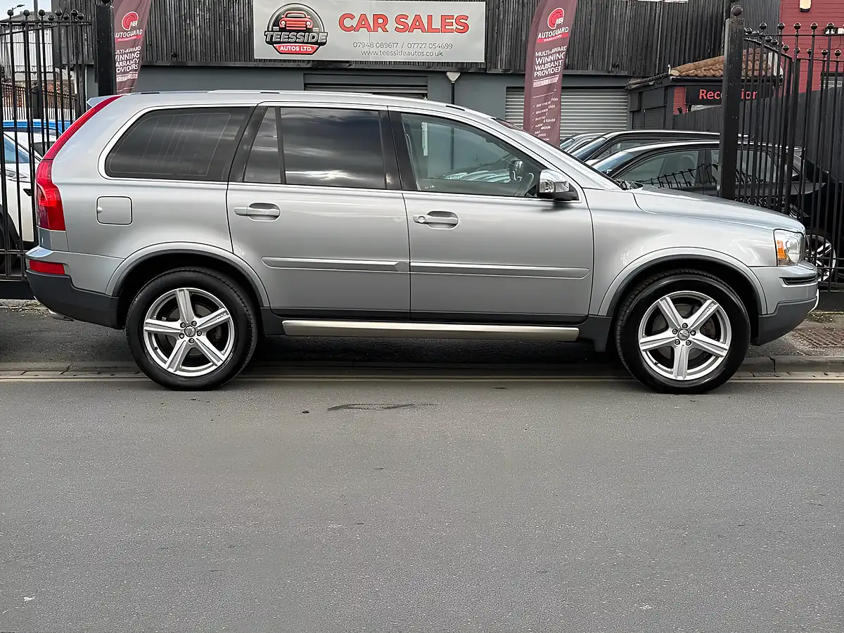 Used 2012 Volvo XC90 R-Design Silver - Interior and Exterior details 3