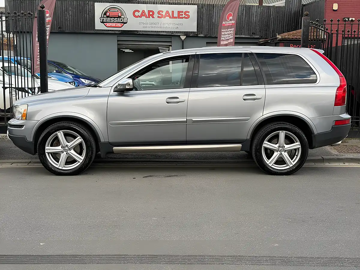 Used 2012 Volvo XC90 R-Design Silver - Interior and Exterior details 4