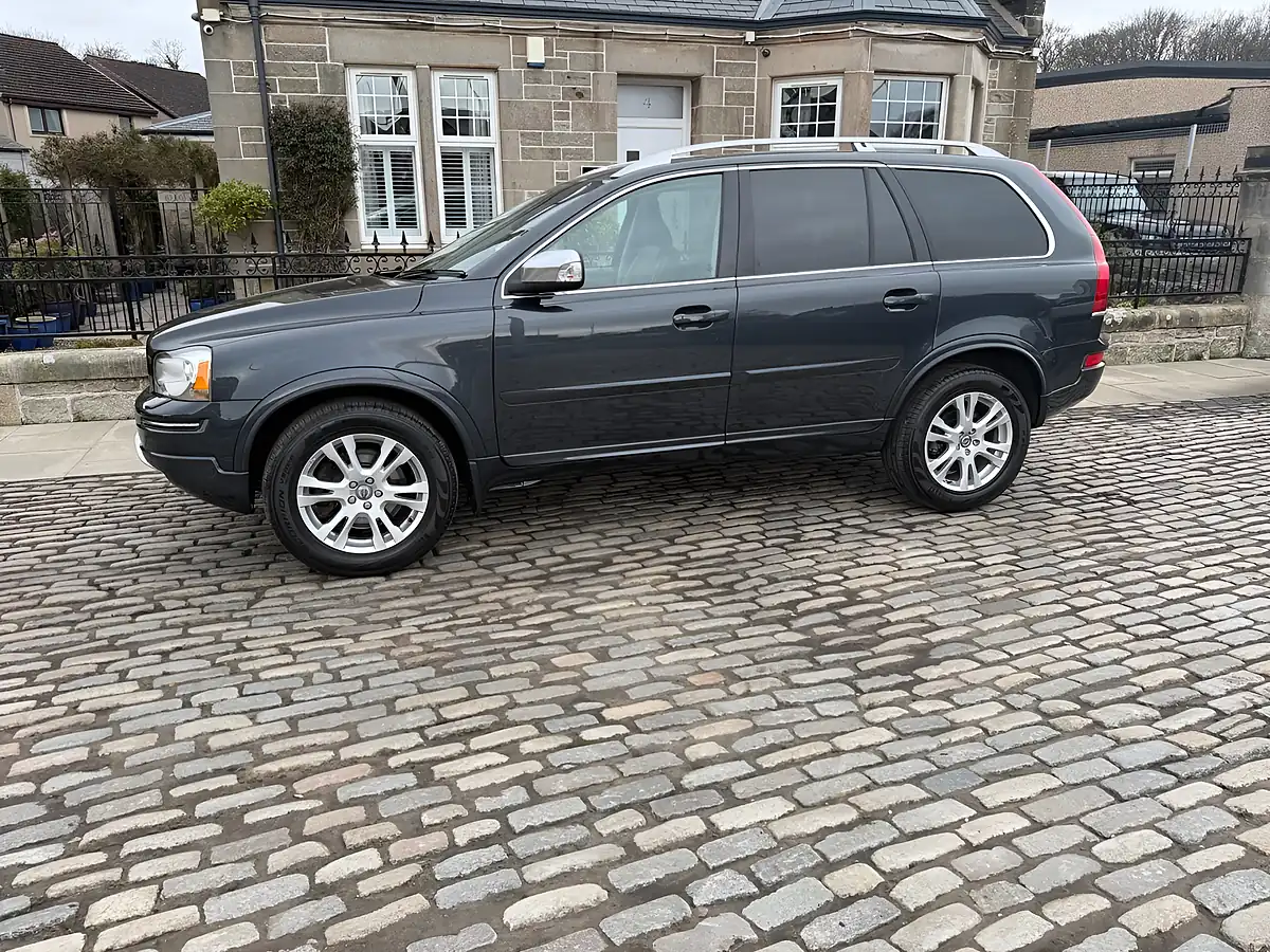 Used 2012 Volvo XC90 Se Lux Savile Grey - Interior and Exterior details 12