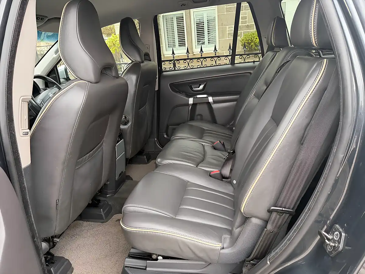 Used 2012 Volvo XC90 Se Lux Savile Grey - Interior and Exterior details 20