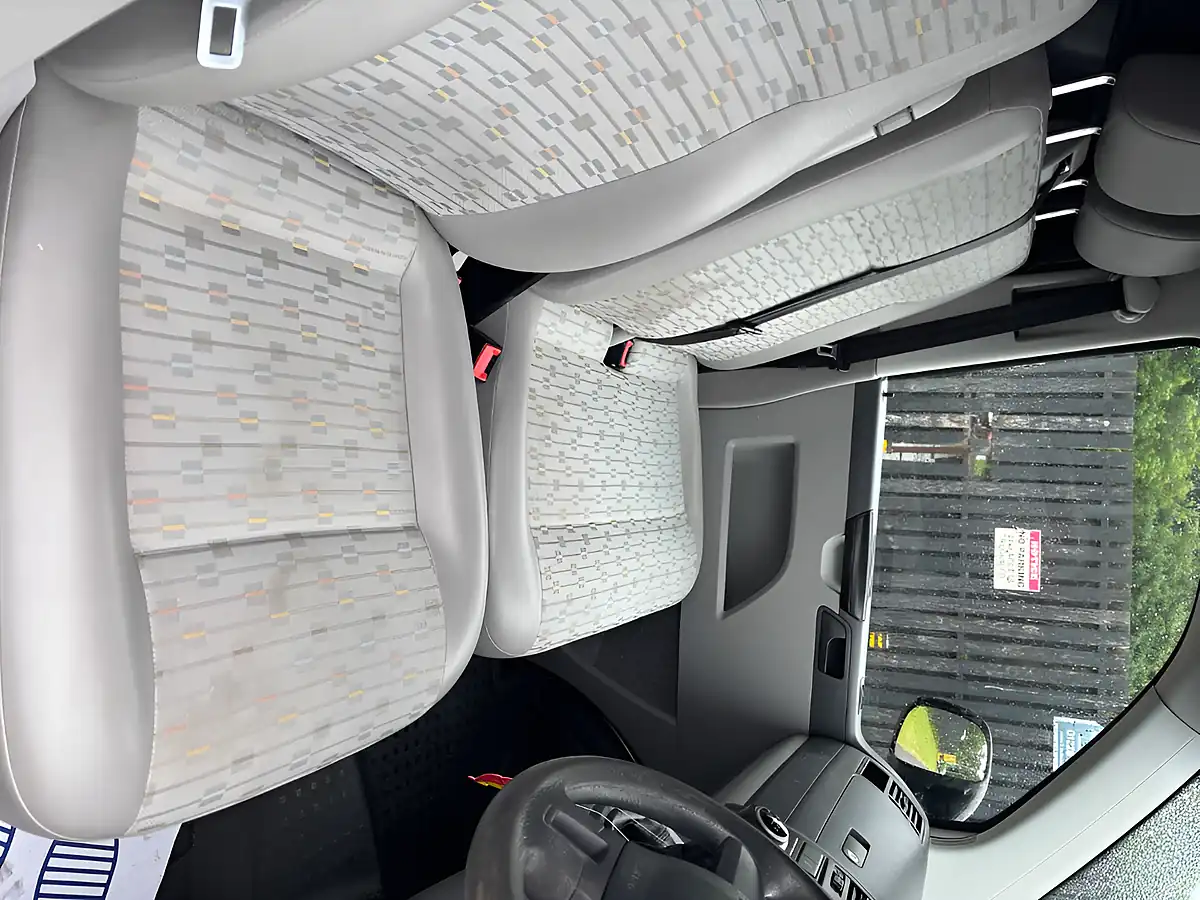 Used 2012 Vw Transporter T32 102 Lwb White - Interior and Exterior details 10