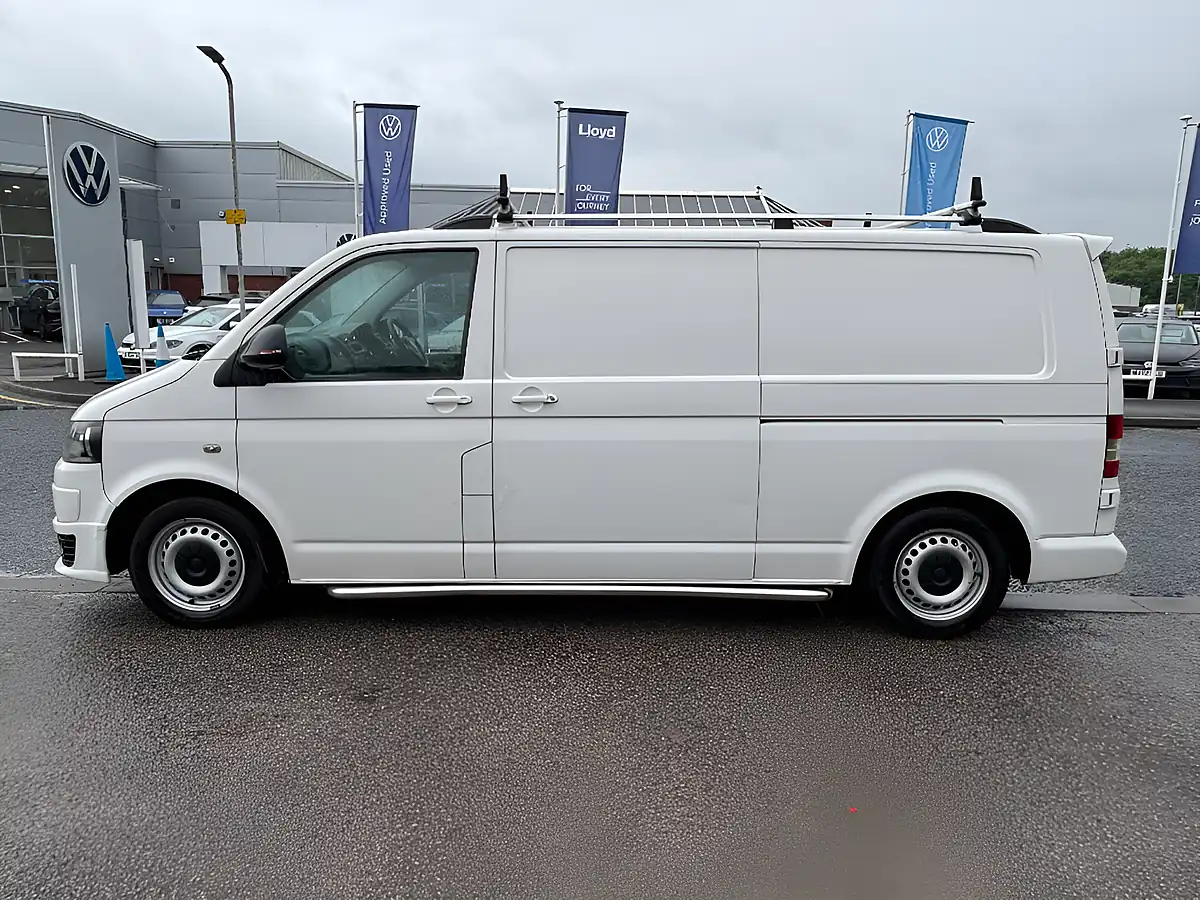 Used 2012 Vw Transporter T32 102 Lwb White - Interior and Exterior details 4