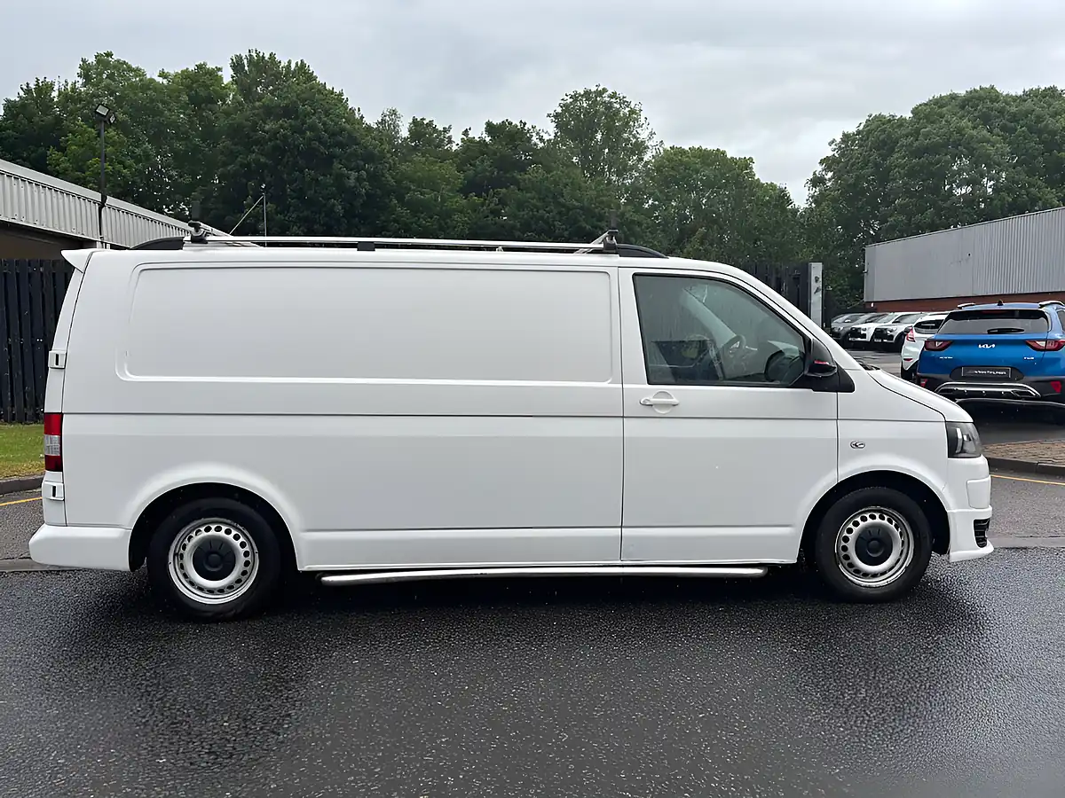 Used 2012 Vw Transporter T32 102 Lwb White - Interior and Exterior details 5