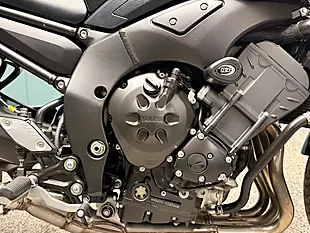 Used 2012 Yamaha Fz8 Black - Interior and Exterior details 12