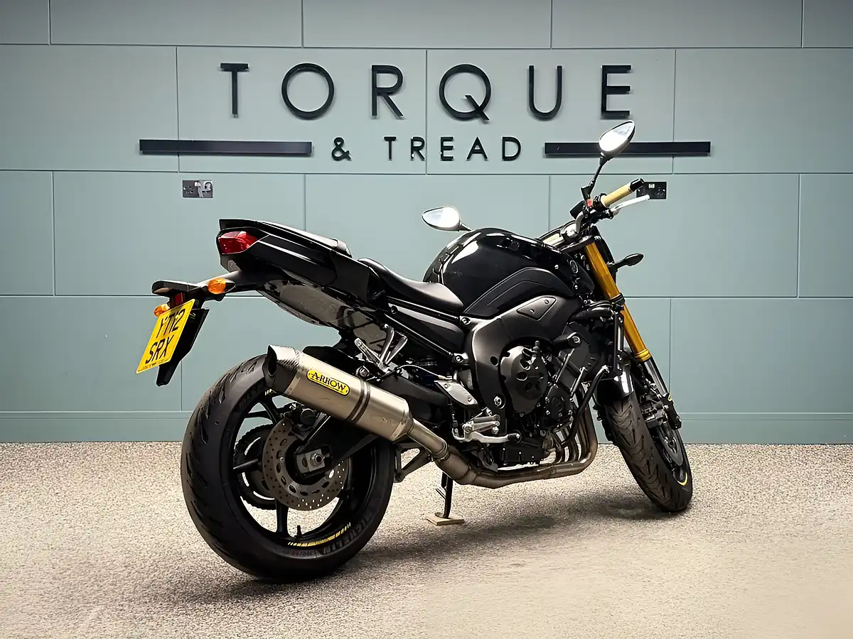 Used 2012 Yamaha Fz8 Black - Interior and Exterior details 3
